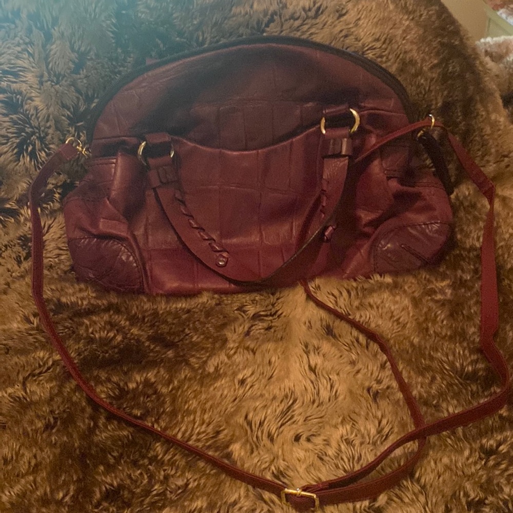 Luana genuine leather, faux crocodile, maroon shoulder bag with removable strap